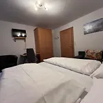 Sebastian Apartment *
